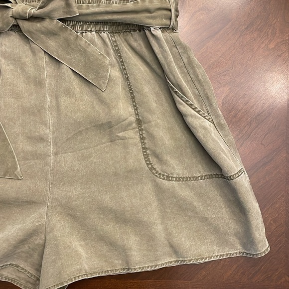 Brushed Twill Romper by Express - Picture 9 of 16